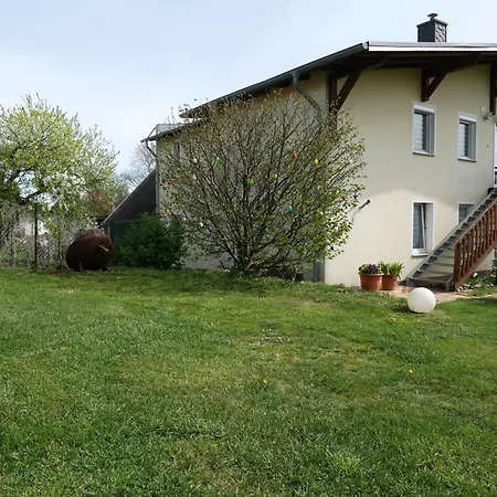 In Ruhiger Lage Mit Grill Und Garten *