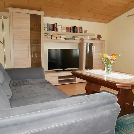 Apartamento In Ruhiger Lage Mit Grill Und Garten